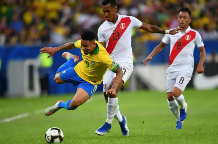 秘鲁vs巴西,提供足球秘鲁vs巴西视频直播及全场回放